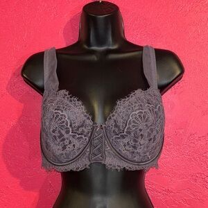 Victoria's Secret Dream Angels push up Lace Underwire Bra in Gray. 36DDD